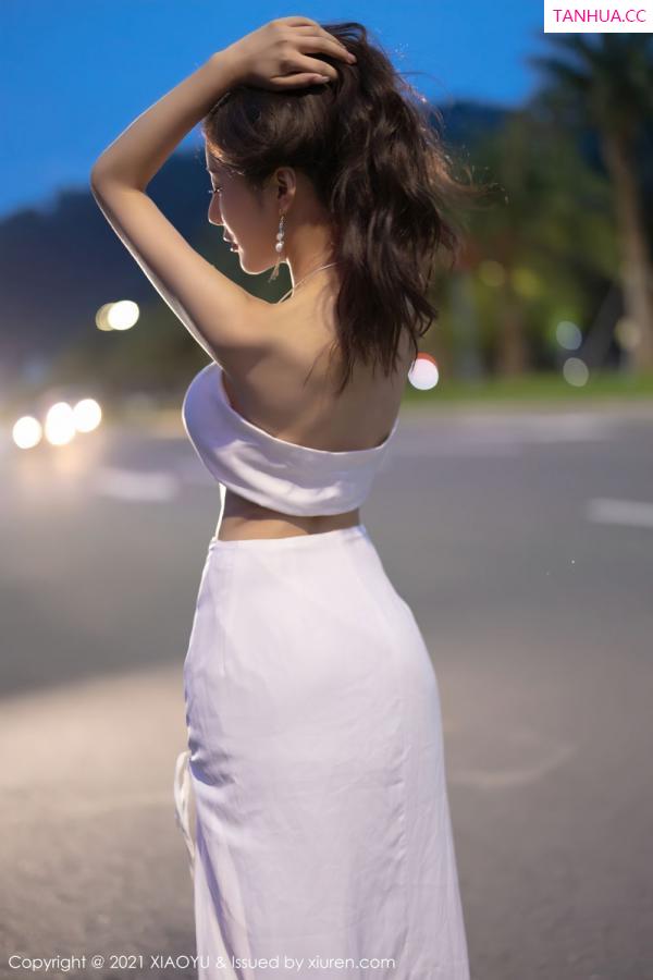 王馨瑶  你的女神王馨瑶 外拍时尚多姿第8张图片